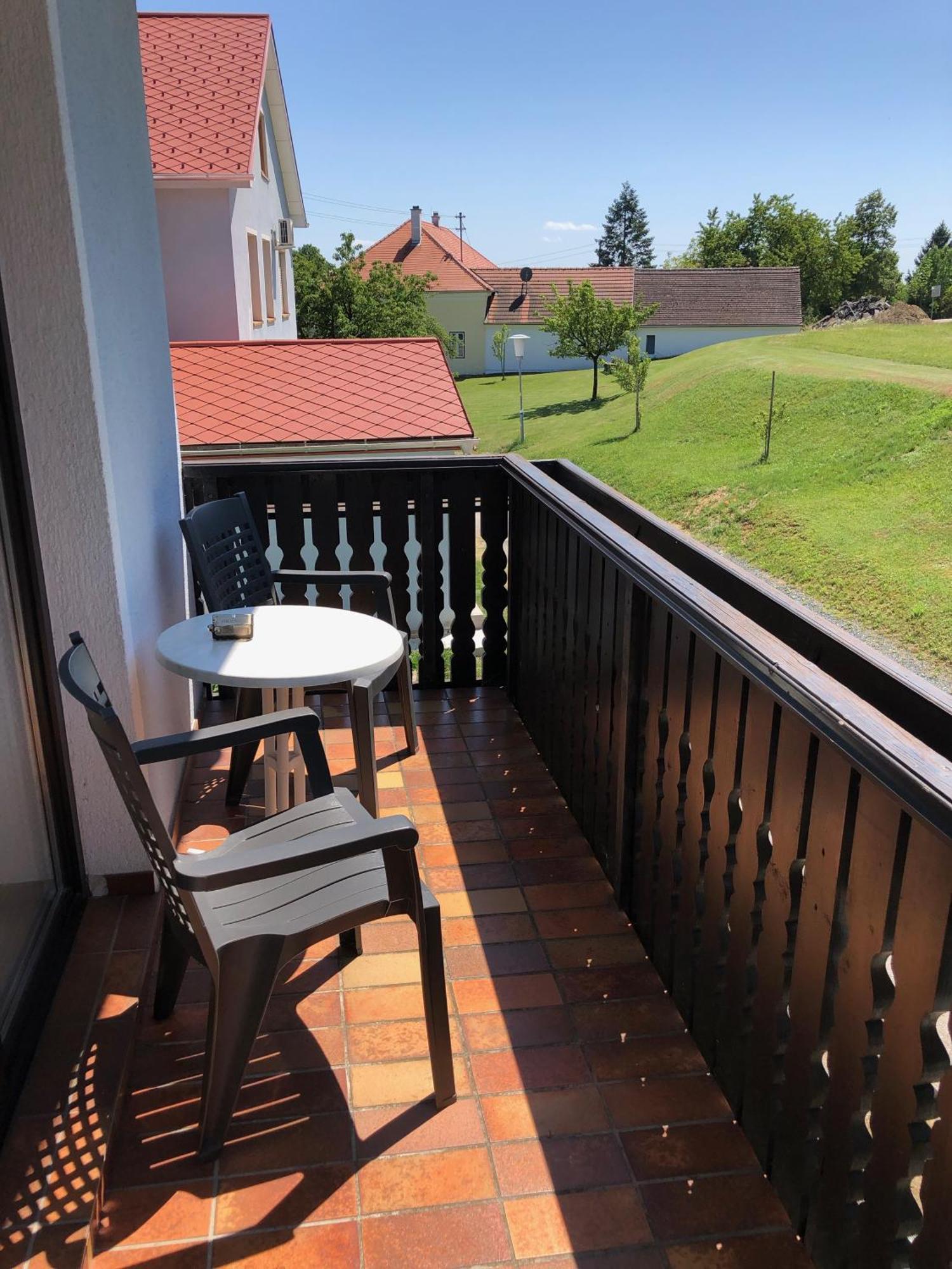Gasthof Koller Mariasdorf Rom bilde